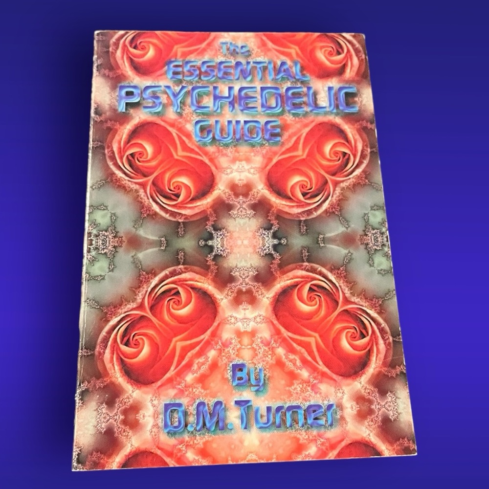 The essential psychedelic guide - Picture 1 of 3